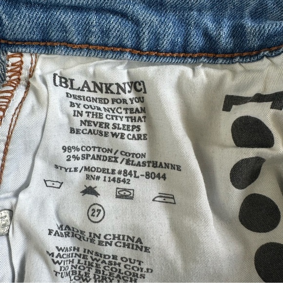Blank NYC Womens Wedge Shorts 27 Distressed‎ Denim Cutoff Shorts 2” Inseam Blue - Picture 3 of 7